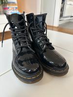Dr. Martens 1460 Lackleder Stiefel Boots Gr. 37 Düsseldorf - Bilk Vorschau