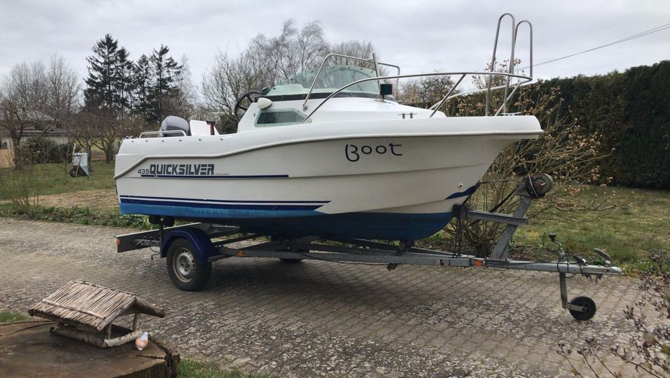 Quicksilver 435 Kajütboot mit Mercury 50 und Trailer in Ahrenshagen-Daskow