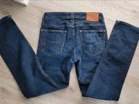 Tommy Hilfiger original straight Ryan gr.29/32 Hessen - Friedrichsdorf Vorschau