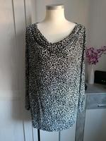 Damen Oberteil Langarmshirt Gr.XL 48 Niedersachsen - Peine Vorschau