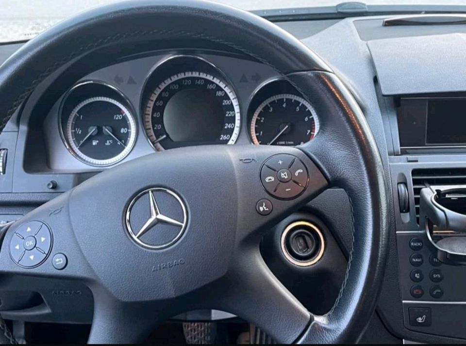 Mercedes benz klasse C180 Automatic in Augsburg
