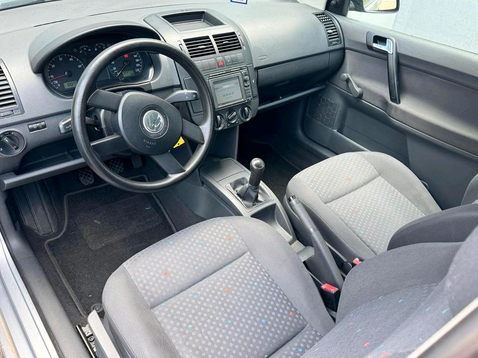 VW Polo 1.2 60 PS Klima TÜV AU NEU Kleinwagen in Syke