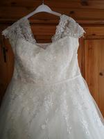 Traumhaftes Brautkleid Rheinland-Pfalz - Puderbach Vorschau