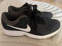 Nike Damen Größe 39 Köln - Ehrenfeld Vorschau