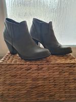Tamaris Stiefeletten Gr 36 Hessen - Trebur Vorschau