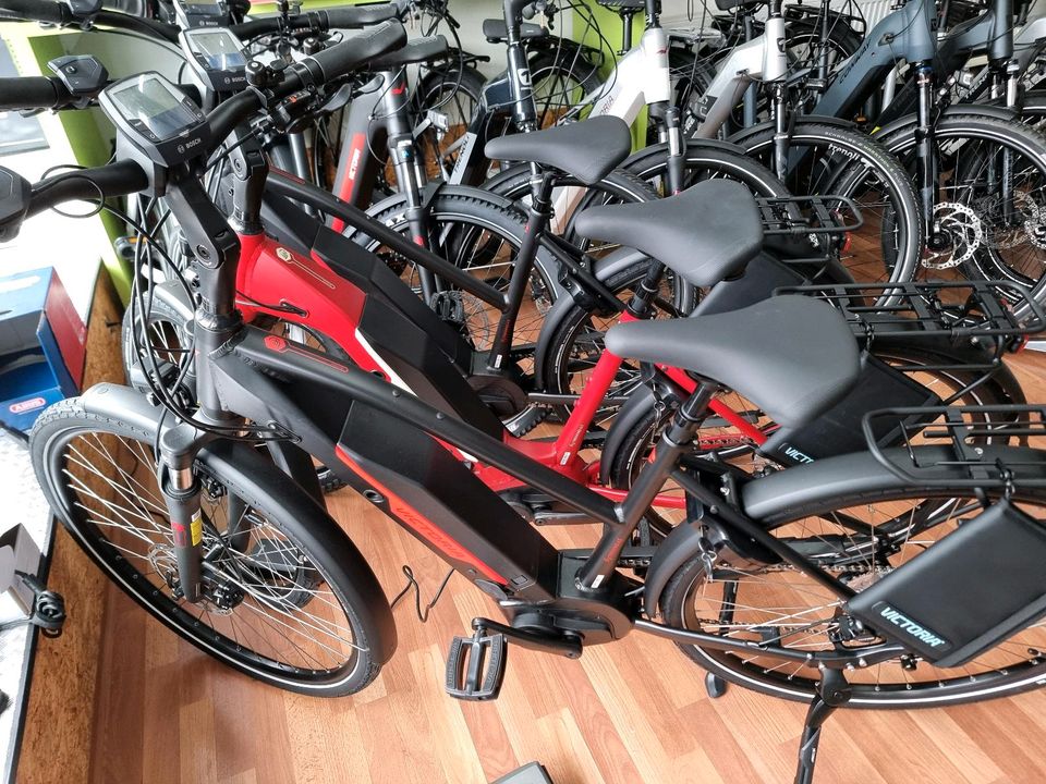 E Bike Lagerverkauf NEU Victoria Bosch Active Line Plus, 500 Wh in Langenhagen