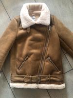 Winterjacke ZARA Wildlederimitat mit Fell gefüttert XS wie neu! Nordrhein-Westfalen - Velen Vorschau