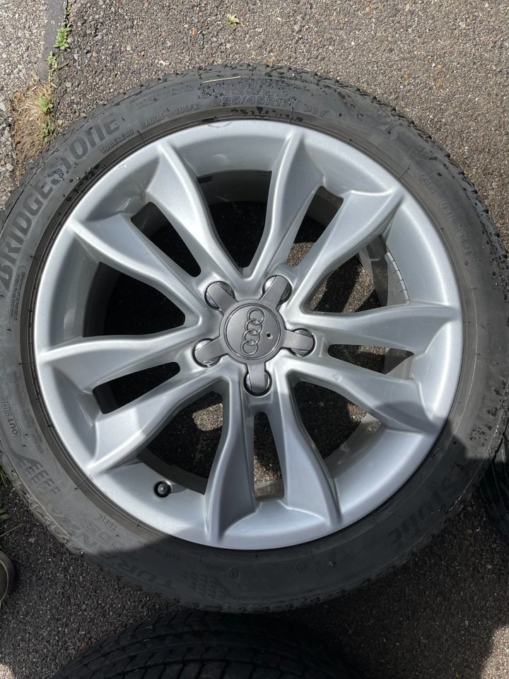 4 x Sommerreifen m. Alufelgen - Audi - 17" - 225/45R17 - 5x112 in Hindelang