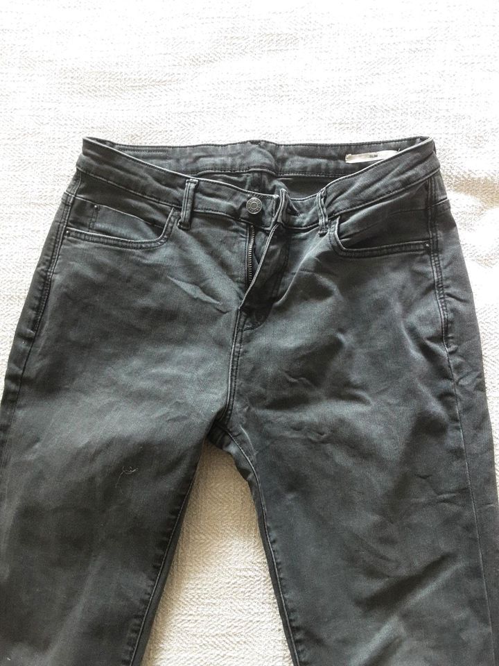 Esprit  Jeans anthrazit  W31/L34 slim in Hamburg