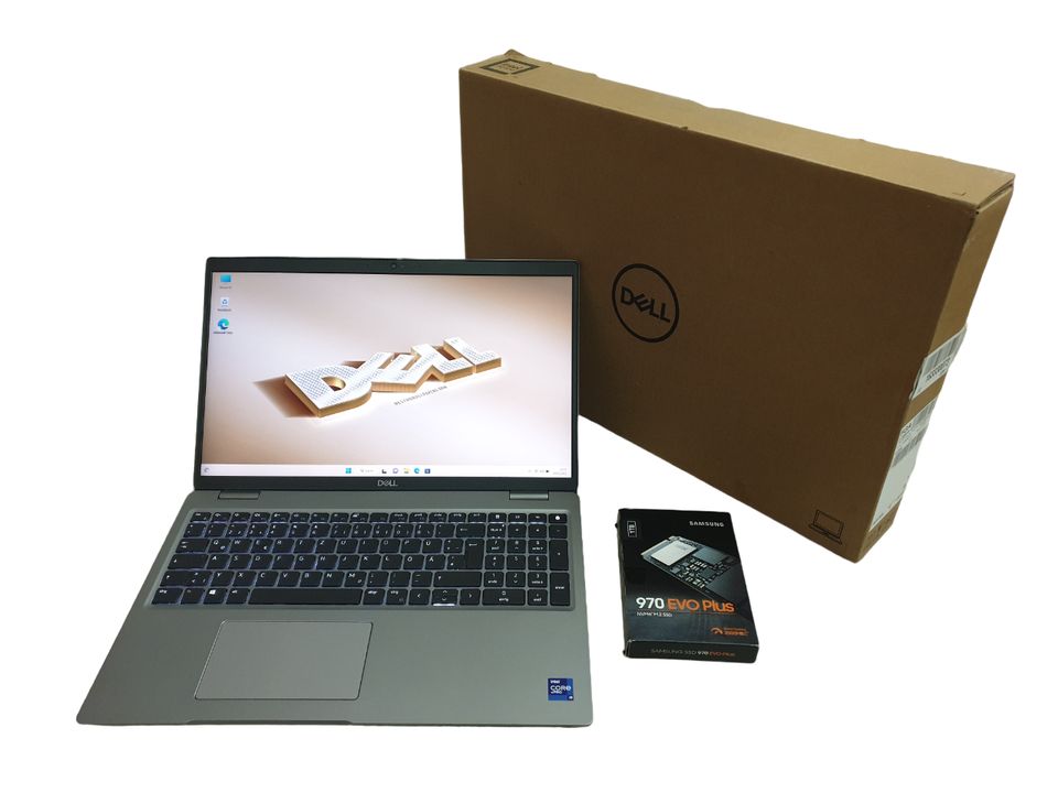 Dell Precision Laptop Mobile Workstation i9-11950H 64GB RAM 1,5TB in Hannover