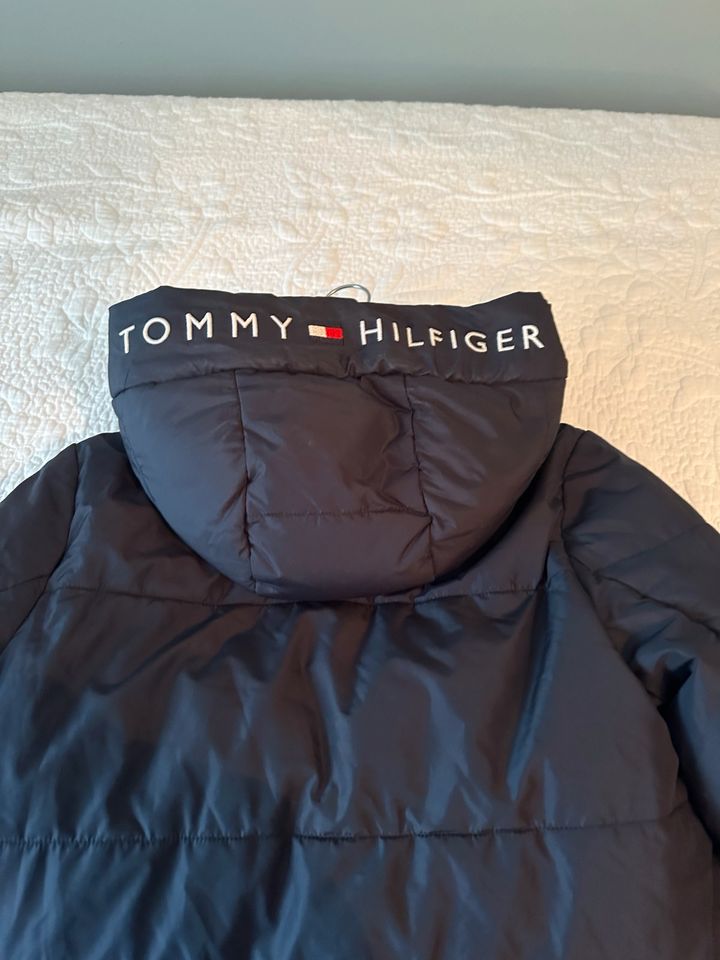 Tommy Hilfiger Jacke in Lübeck