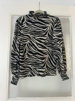 Oberteil Shirt Rollkragen Turtleneck schwarz weiß Zebra Hamburg-Mitte - Hamburg St. Pauli Vorschau