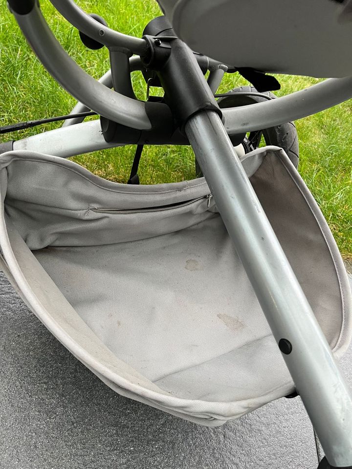 Quinny Buzz Xtra Kinderwagen (2 in 1 ) in Osnabrück