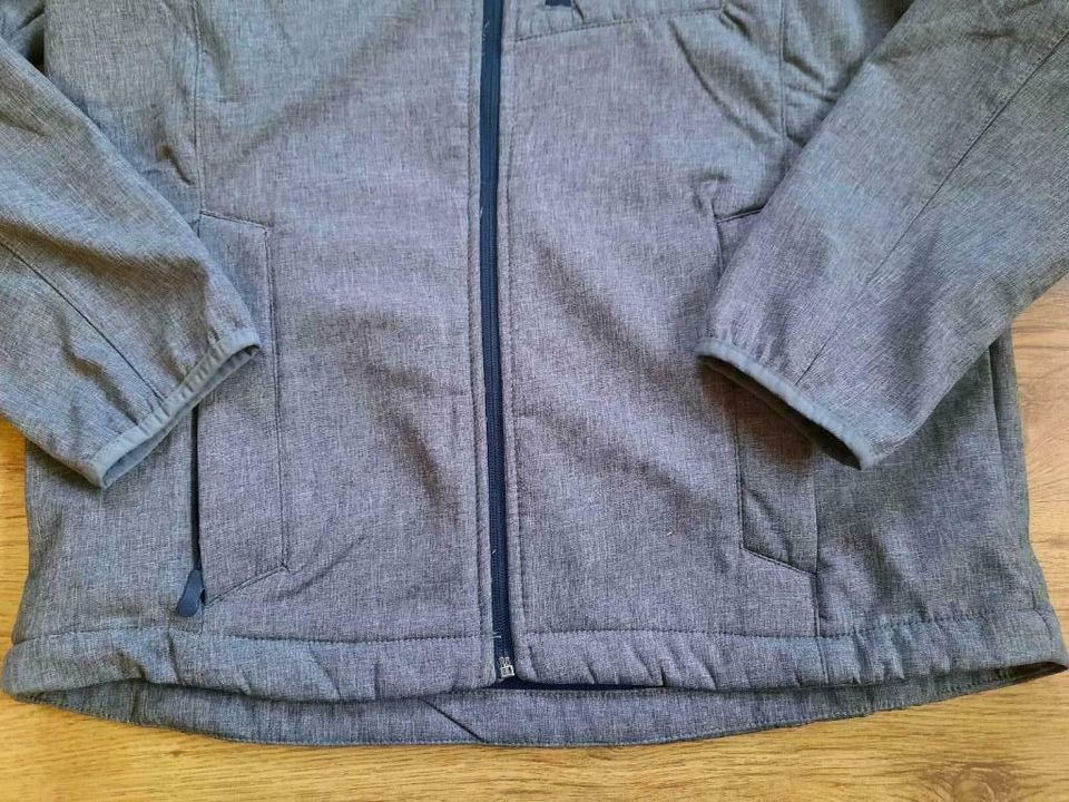 12/2021 Gr.M Herren / Jungen  Softshelljacke,  neuwertig in Zielitz