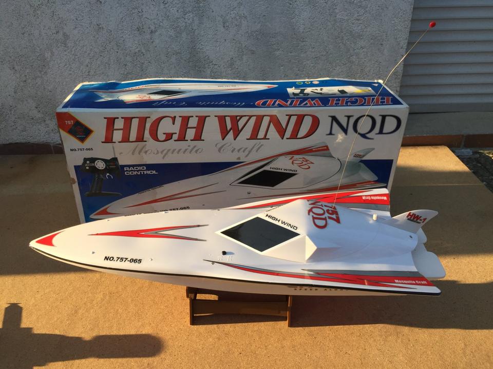 HIGHWIND NQD ferngesteuertes RC Boot - High Wind Modellboot in Emmering