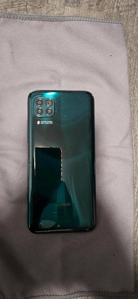 Huawei P40 lite, Handy, Smartphone, mit OVP und Zubehör in Schönberg (Mecklenburg)