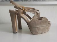 Love Moschino High Heels Schuhe Pumps Leder Wildleder 41 Schleswig-Holstein - Bornhöved Vorschau