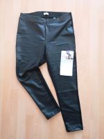 NEU Tchibo Leggings Lederoptik schwarz 44/46 Kr. Altötting - Kastl Vorschau