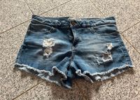 Kurze Shorts Jeans Größe 31 (Größe 38/40) neuwertig Rheinland-Pfalz - Zornheim Vorschau