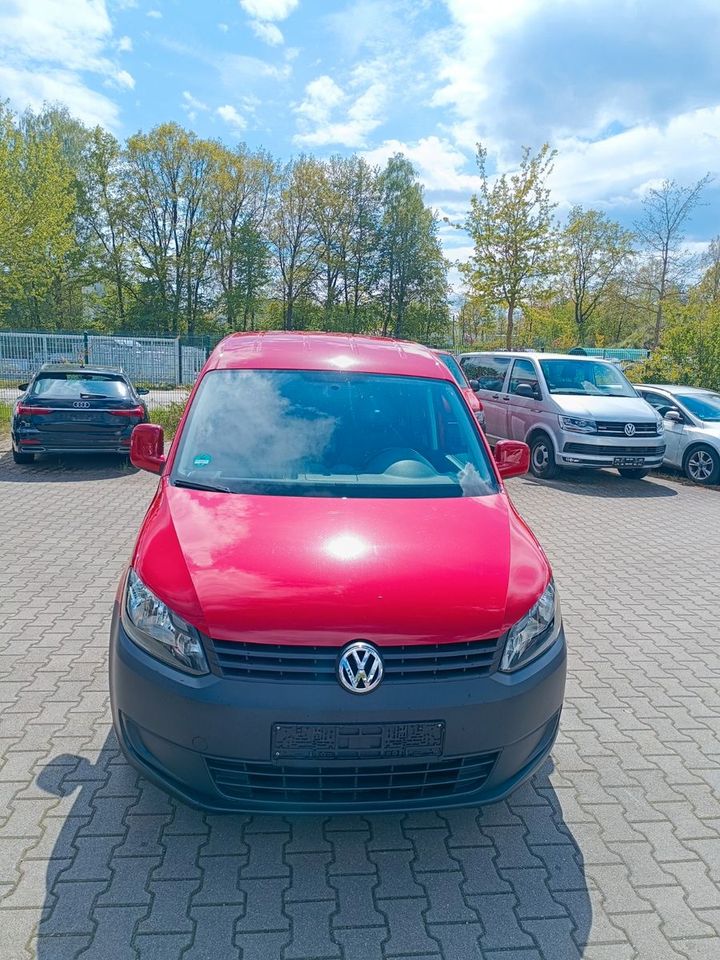 Volkswagen Caddy Kombi Soccer Trendline in Siegenburg