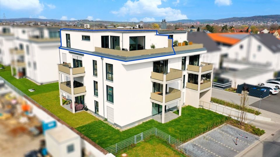 Exklusive Penthouse-Wohnung mit zwei Tiefgaragenstellplätze in Gelnhausen/Meerholz in Gelnhausen