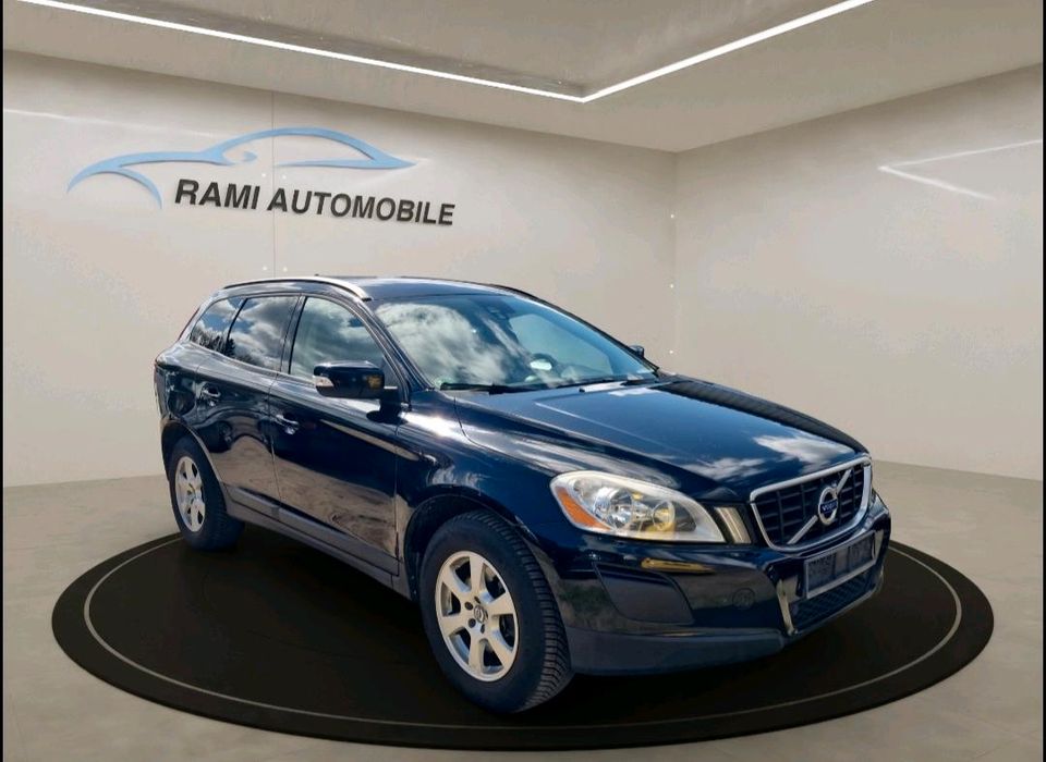 Volvo XC60 2.4 D5 Automatik AWD//Service Neu//Tüv//AHK//205PS// in Quickborn