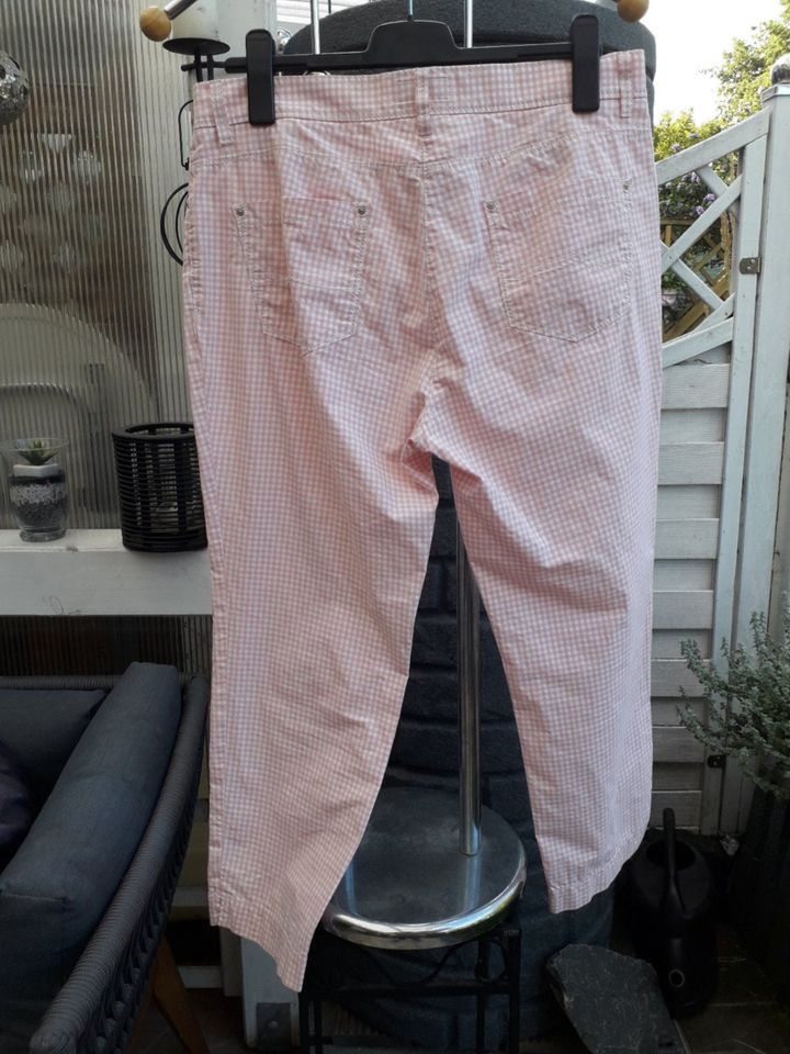 BRAX Sommerhose Gr. 42-44 UNGETRAGEN in Niedersachsen - Göttingen | eBay  Kleinanzeigen ist jetzt Kleinanzeigen