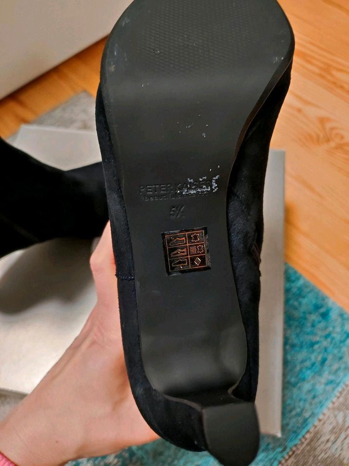 Peter Kaiser Plateau-Stiefelette Pakuna A dunkelblau 38,5-NEU- in Hamburg