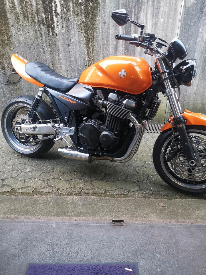 Motorrad Suzuki GSX 1400 in Solingen