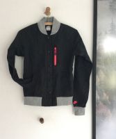 Cooler Blazer Blouson College Jacke von NIKE Gr. S Bayern - Füssen Vorschau