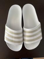 Adidas Adilette Aqua Größe 8 weiß/gold Nordrhein-Westfalen - Kaarst Vorschau