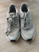 Nike Sportschuhe Gr.38,5 Nordrhein-Westfalen - Neuss Vorschau