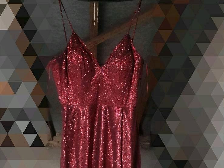 Abendkleid Bordeaux Glitzer in Baden-Württemberg - Calw | eBay  Kleinanzeigen ist jetzt Kleinanzeigen