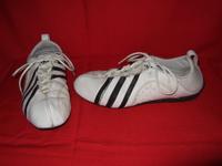 Schöne Turnschuhe von adidas in Gr. 40 2/3  (8.5) Hessen - Pohlheim Vorschau