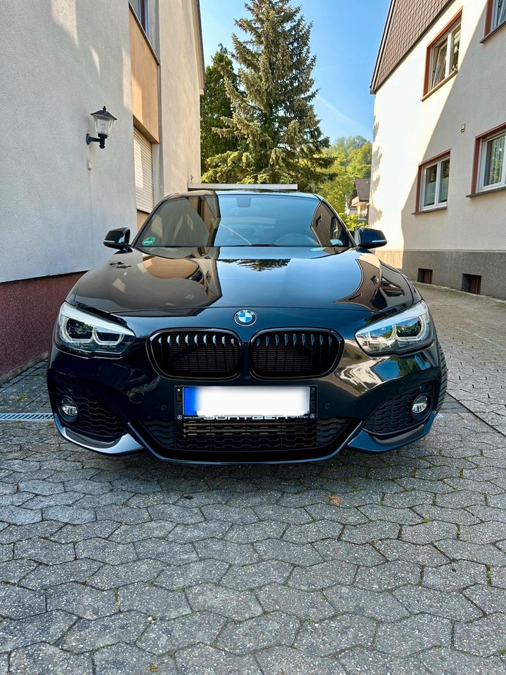 BMW 118i F21 Aut. Shadow Edition in Bad Neuenahr-Ahrweiler