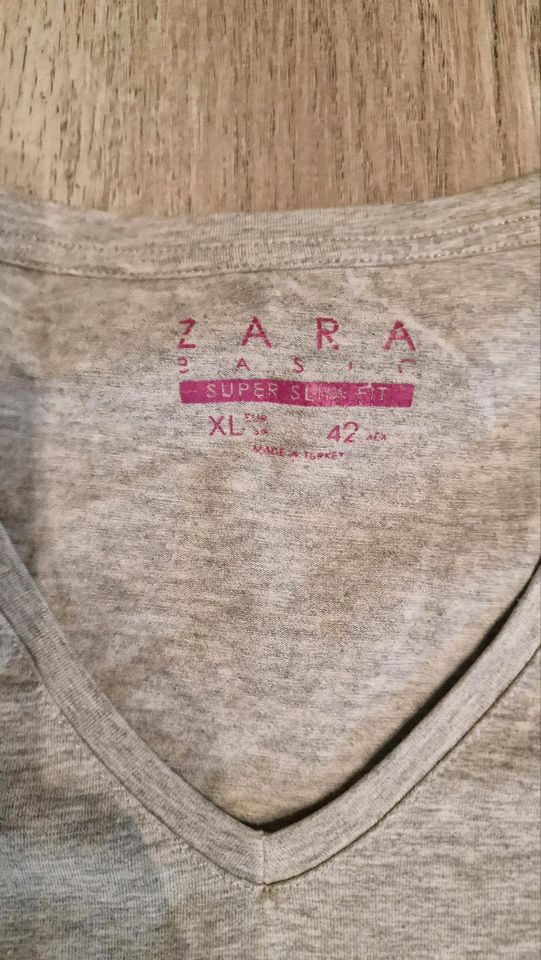 3 x ZARA Herren T-Shirt, Super Slim Fit, Größe L, blau/weiß/grau in Vörstetten