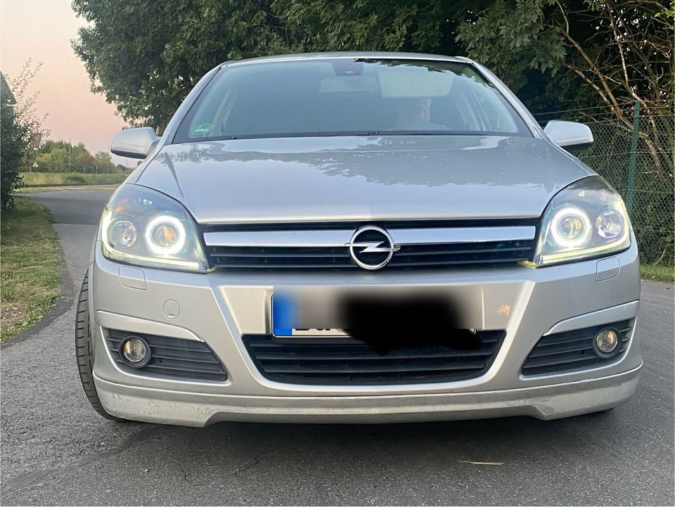 Opel Astra H 2.0l Turbo in Duisburg