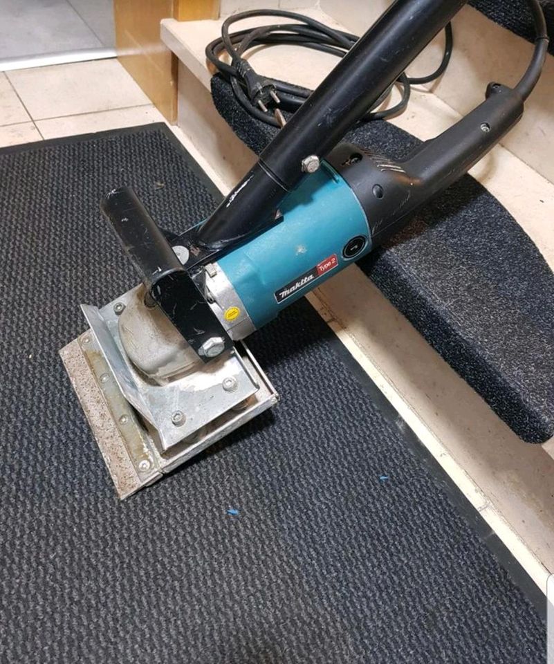 Makita Type 2 Teppichstripper Belagentferner Stripper TOP in Emmerzhausen