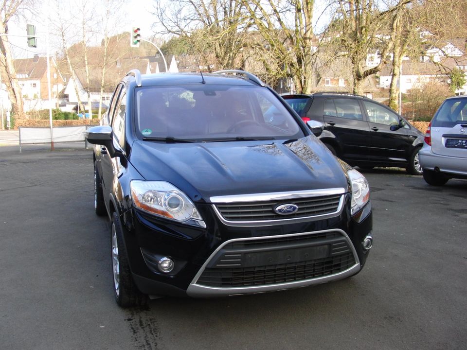 Ford Kuga 2.0 TDCI Titanium 4x4 Leder, Xenon in Lennestadt