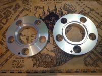 Brabus Adapterplatten Spurplatten 20/40mm Neu Nordrhein-Westfalen - Niederkassel Vorschau