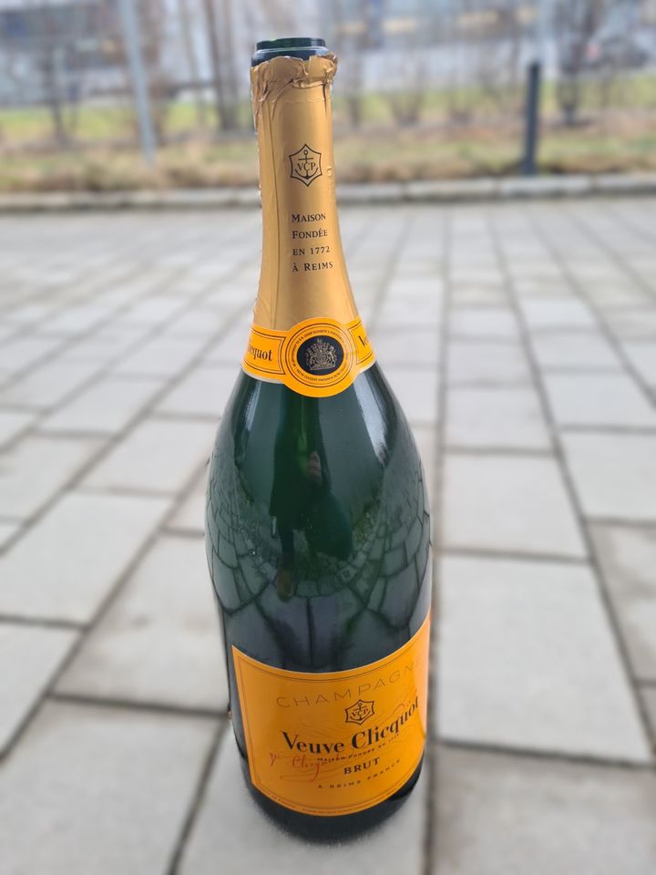 Champagnerflasche 6L LEER Veuve Clicquot Methusalem Deko 58cm in Albaching