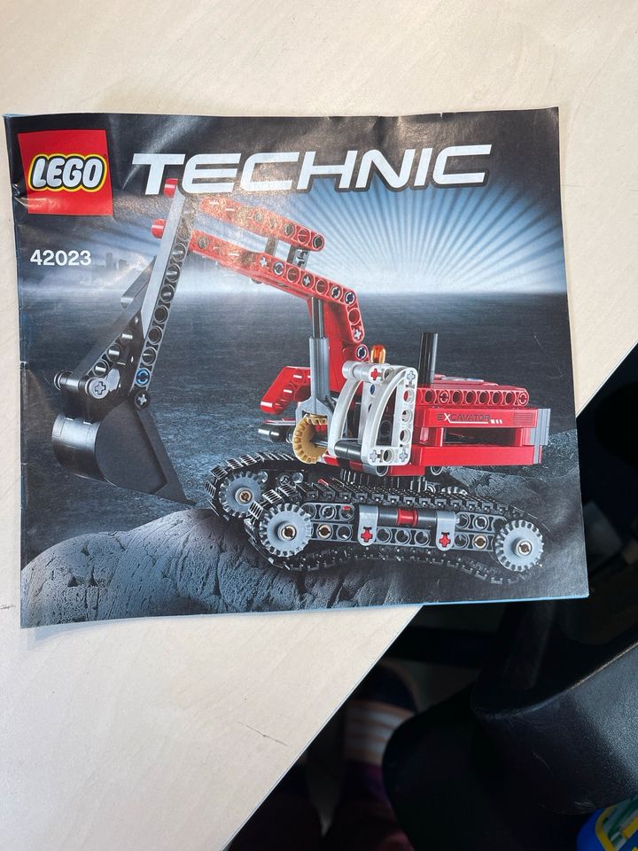 Lego Technik Baustellen Set 42023 in Inden