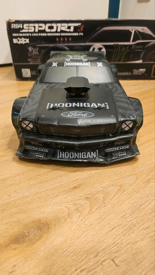 RC Auto HPI RS4 Sport 3 Hoonicorn 1965 Ford Mustang Ken Block 43 in Berlin