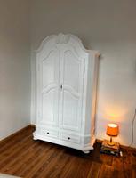 Schrank /Kleiderschrank / Vintage / Barock / Antik / Landhausstil Eimsbüttel - Hamburg Eimsbüttel (Stadtteil) Vorschau