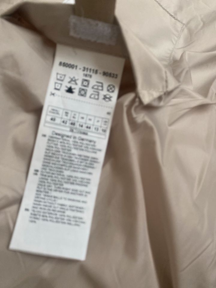 Gerry Weber Mantel hellbeige wie neu Gr. 40 in Hamburg