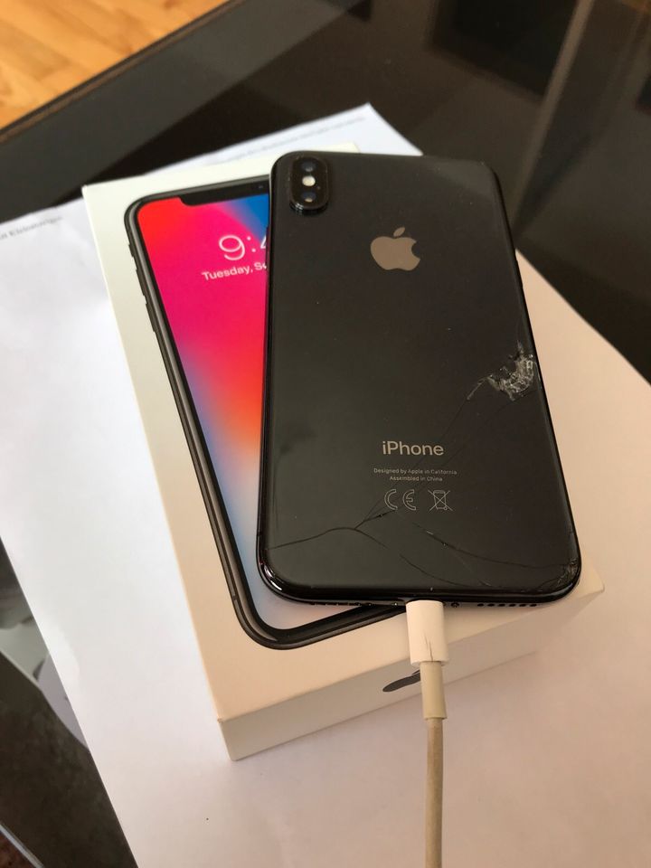 Handy Apple iPhone X 64Gb defekt kaputt Teile f. Bastler günstig! in Kaiserslautern