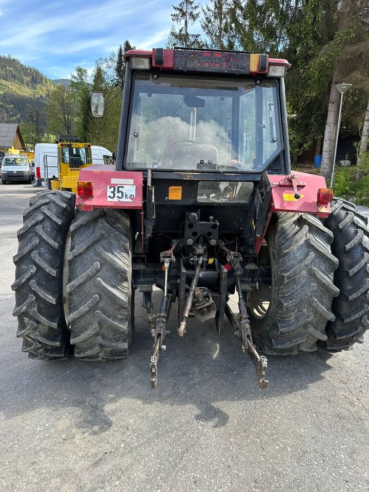 Traktor Case 3220 in Freilassing