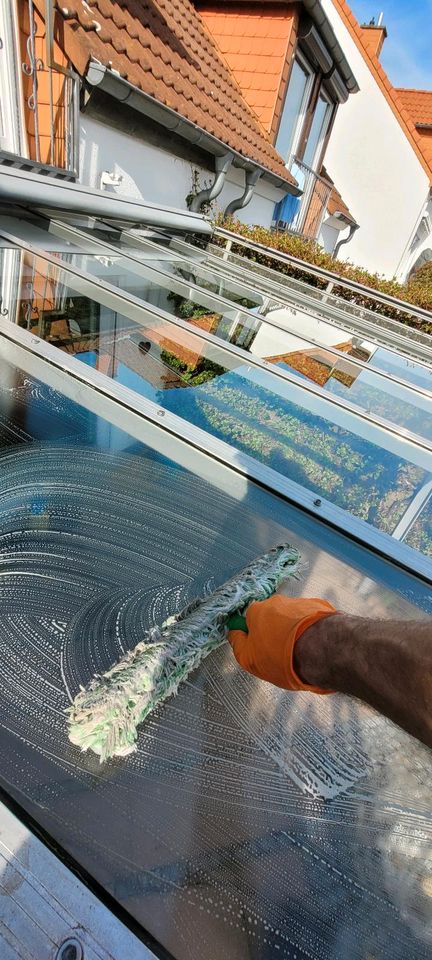 Glasreinigung, Glasdachreinigung, Fensterreinigung in Taunusstein