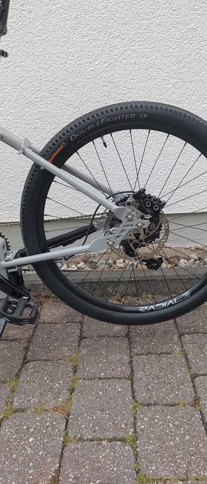 *NEU* Schoof&Jensen DOUBLEDEKKER Lastenrad Shimano Bosch Magura in Neubiberg