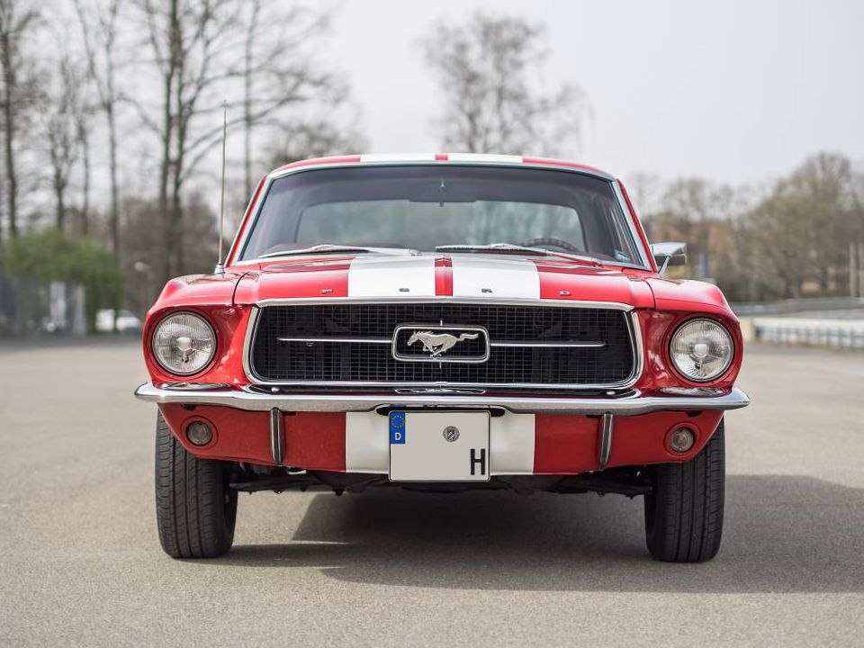 Mustang Coupe - Original V8 - Top absoluter Zustand in Hemhofen